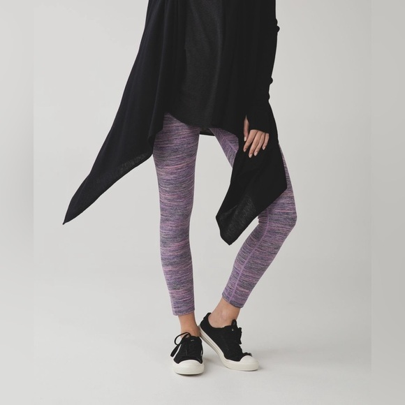 Lululemon High Times Pant in Space Dye Camo Tender Violet Black Grape Size 8 - Picture 3 of 9